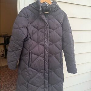 The North Face Women's Black Quilted Puffer Coat L.